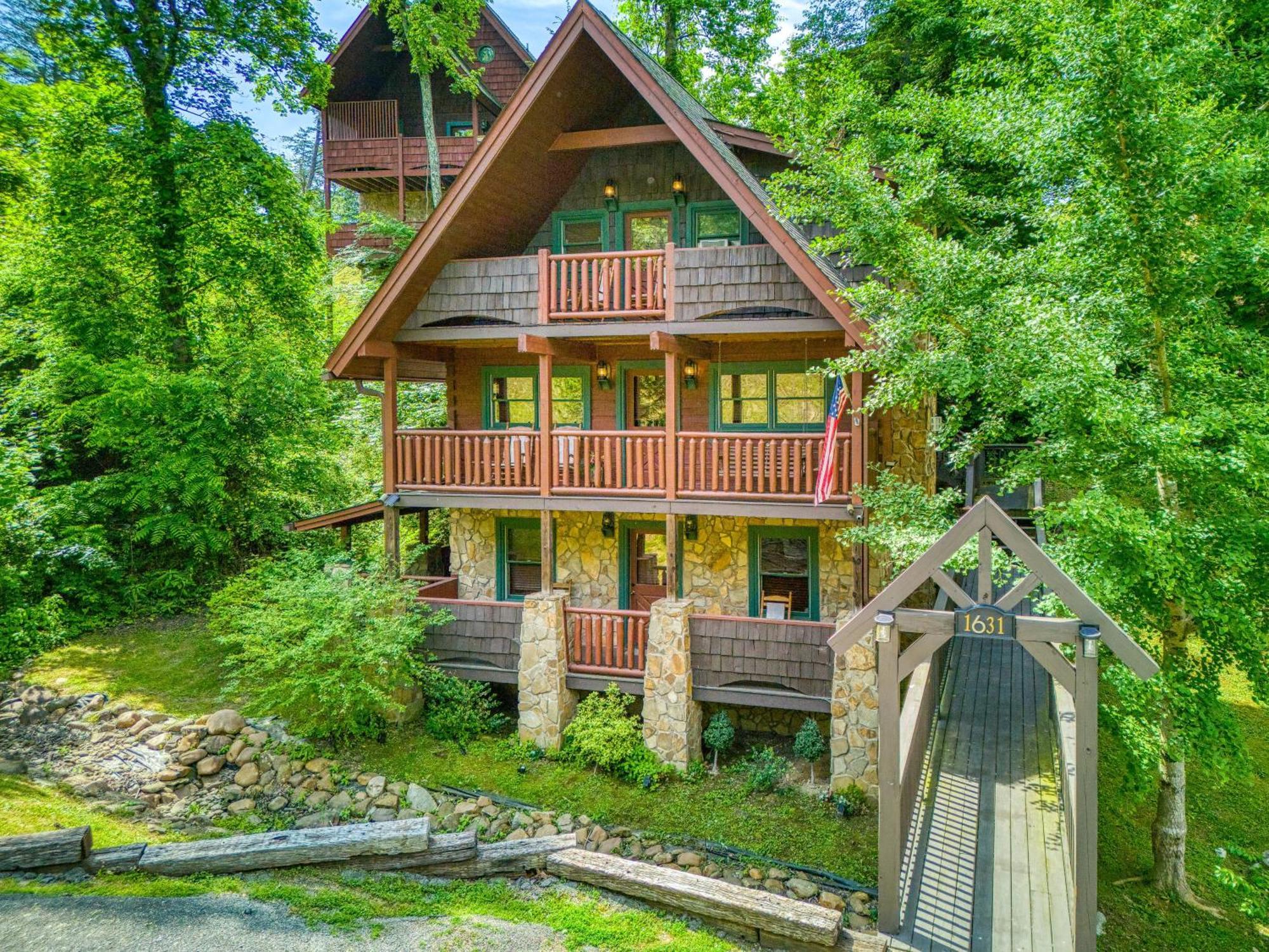 Bridgewood Cabin, Hot Tub, 1089 Of Free Attraction Tickets For Each Paid Day, Dollywood And More! Pigeon Forge Exterior foto